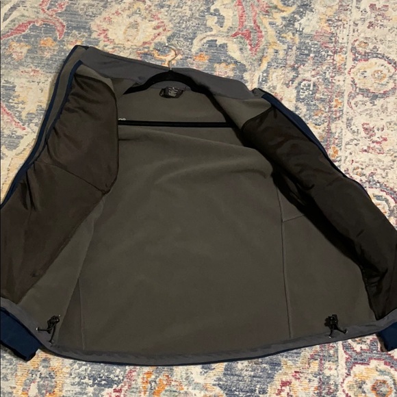 Navy Blue thermal Solaris jacket with pockets - Picture 9 of 9